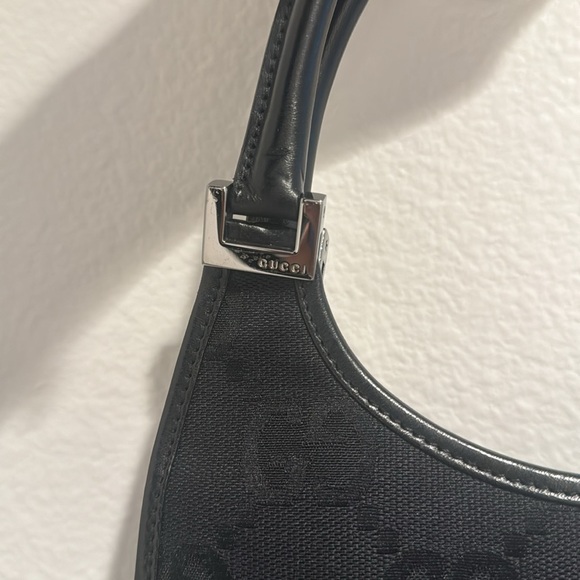 AUTHENTIC GUCCI SMALL BAG - Picture 6 of 11